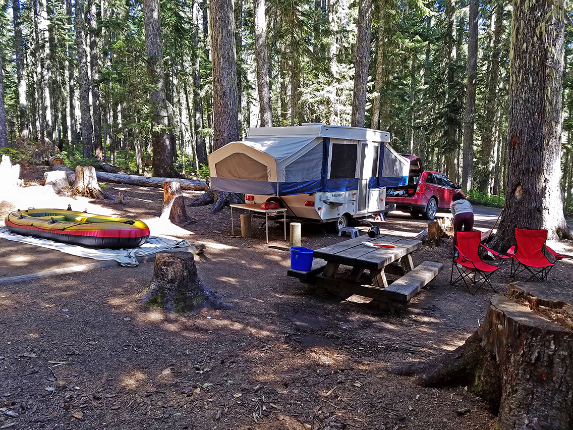 TakhlakLakeCampingfinal